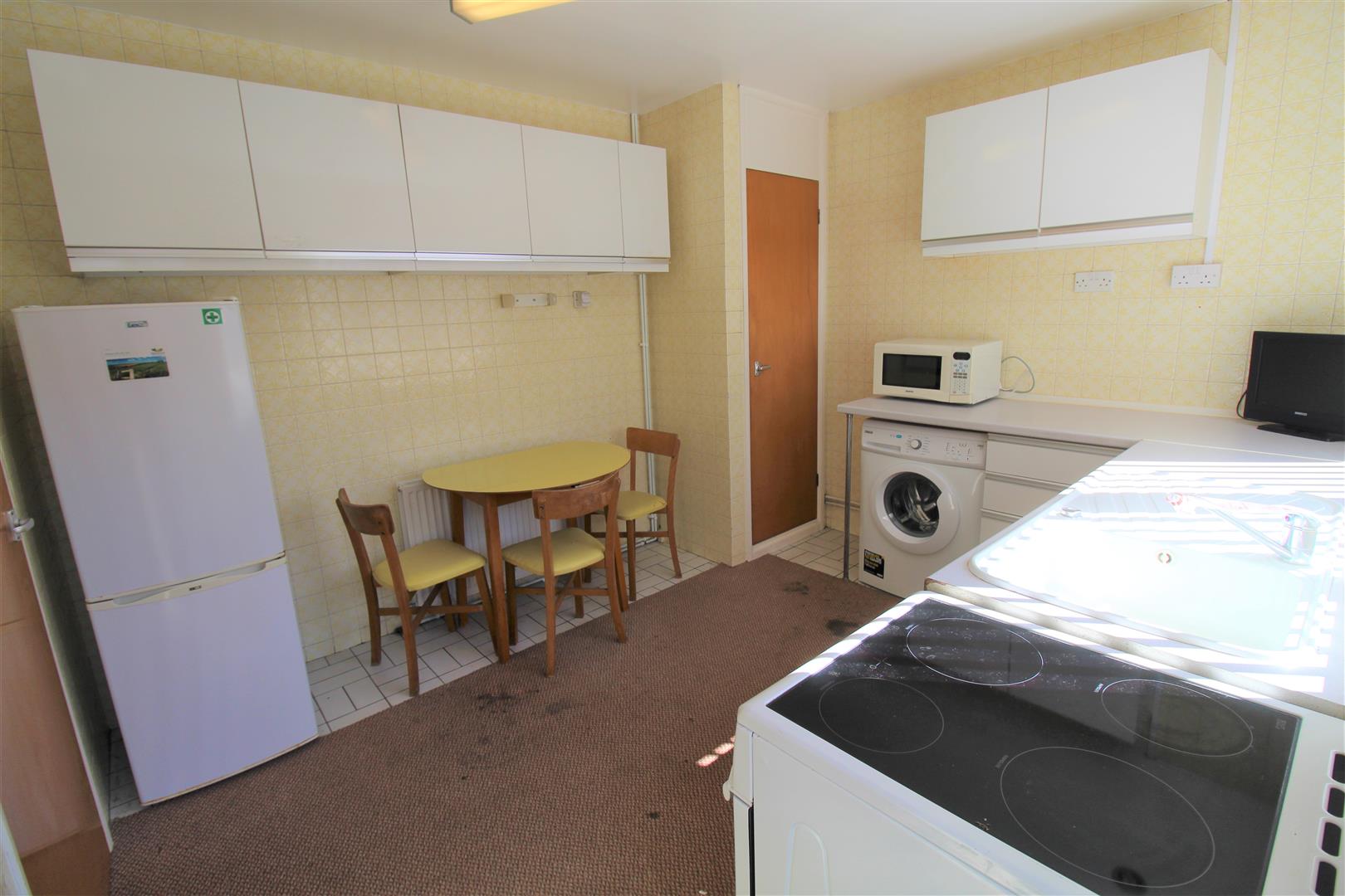 Sunnyfield Oval, Milton, Stoke-On-Trent